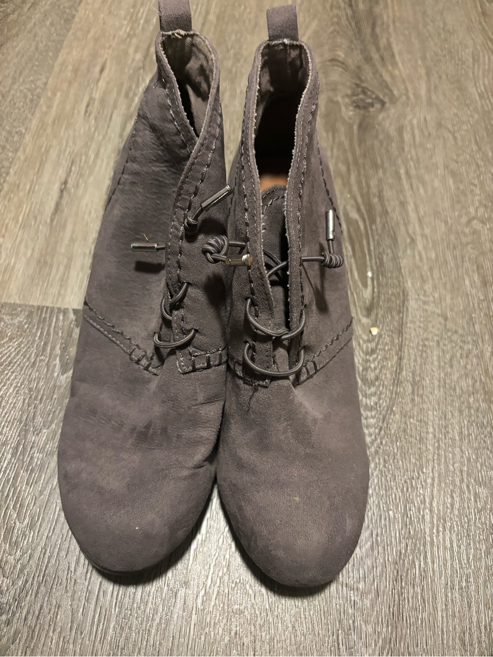 Women's Suede Lace-Up Ankle Heels in Dark Brown